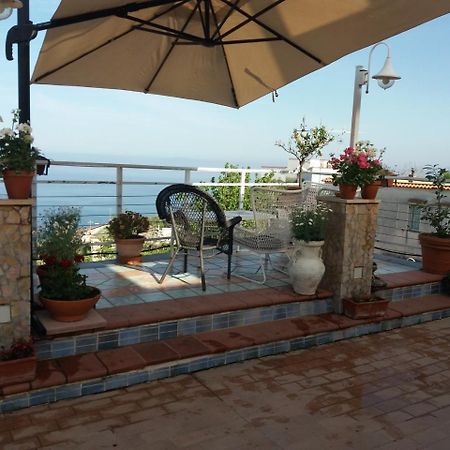 Garden On The Sea Bed & Breakfast Vico Equense Exterior foto