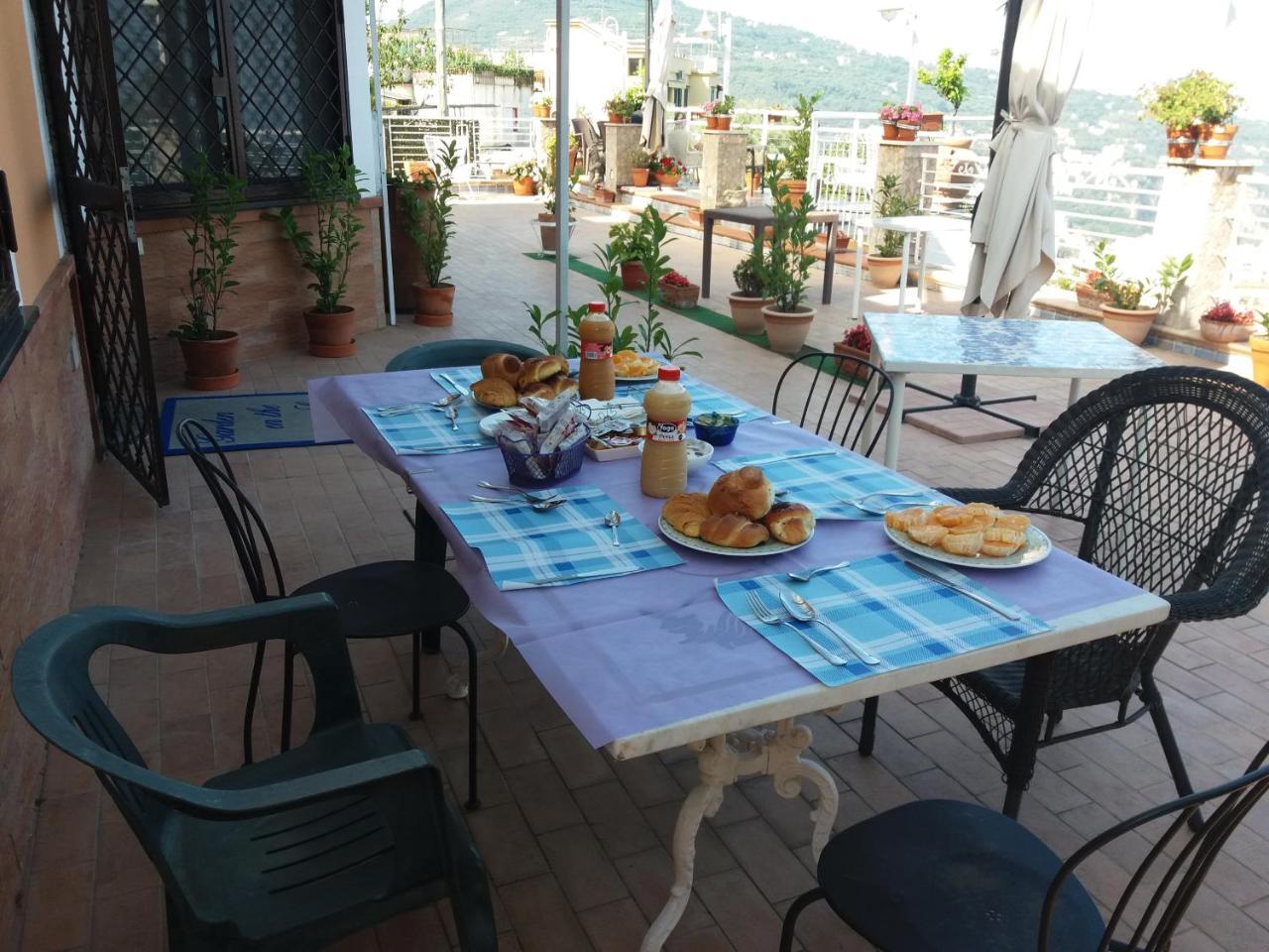 Garden On The Sea Bed & Breakfast Vico Equense Exterior foto