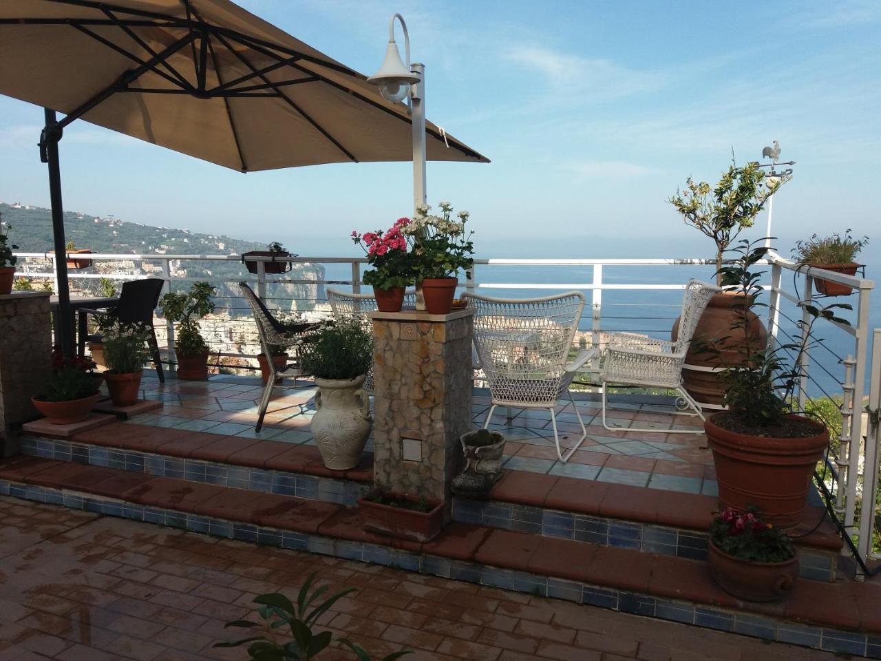 Garden On The Sea Bed & Breakfast Vico Equense Exterior foto